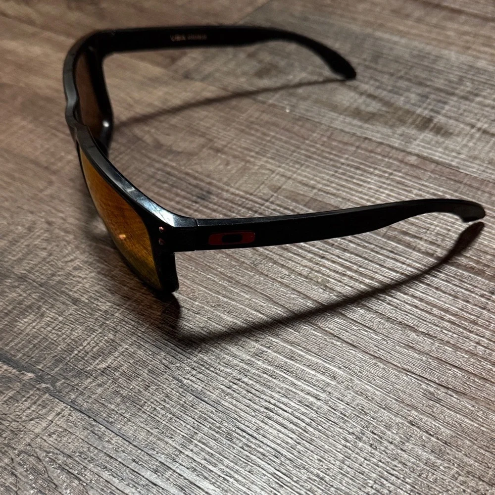 Oakley Holbrook Black Frame Sunglasses with Red Orange Mirrored Lenses - Picture 3 of 11